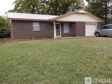 Main picture of 1215 Kimberly Dr