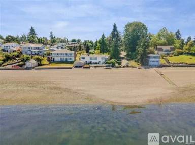 Main picture of 5304 Hyada Blvd NE