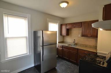 Main picture of 4 Rowell St