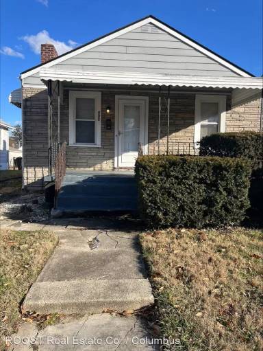 Main picture of 720 S Warren Ave