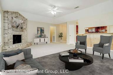 Main picture of 16774 Gleneagle Dr N