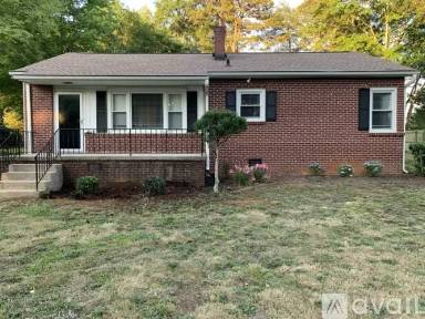 Main picture of 200 Cole Rd