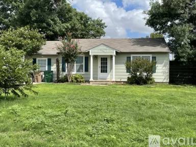 Main picture of 2102 W Concho Ave