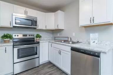 Main picture of 3050 Ransom Way
