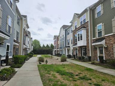 Main picture of 610 Consolvo Pl