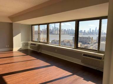 Main picture of 7600 River Rd