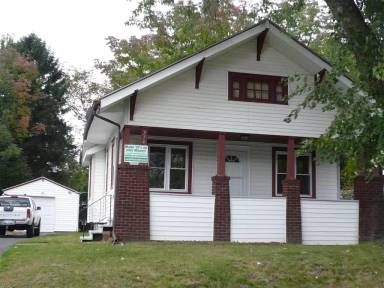 Main picture of 774 Manitou Ave