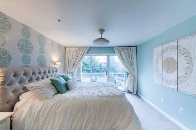 Main picture of 1902 Crescent Park Dr