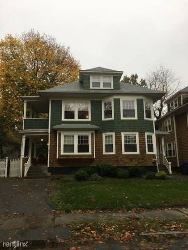 Main picture of 256 President Ave