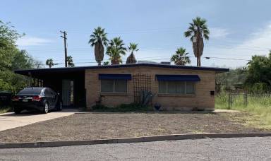 Main picture of 2540 N Tyndall Ave
