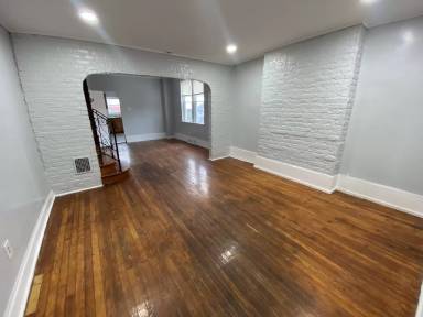 Main picture of 1218 Dayton St