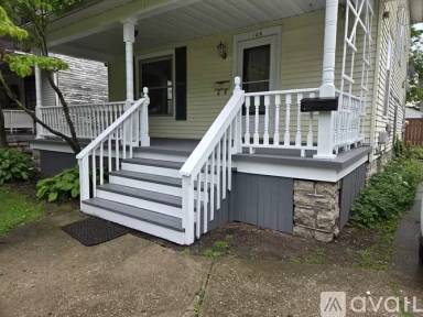 Main picture of 106 E Lorain St