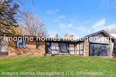 Main picture of 14155 Garland Ave