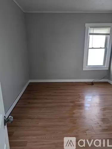 Main picture of 39 Madison Ave