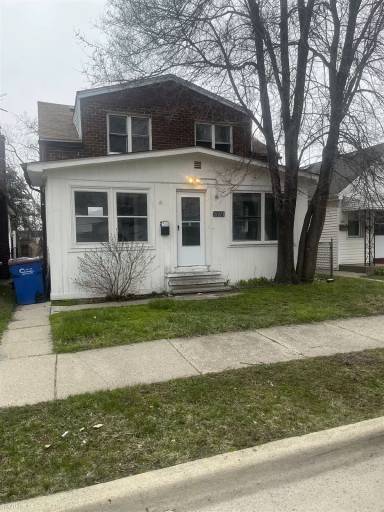 Main picture of 21073 Helle Ave