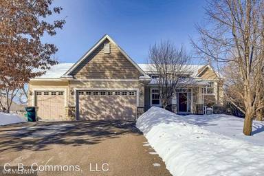 Main picture of 8634 Edison St NE