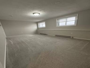 Main picture of 165 Main St