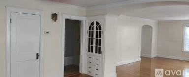 Main picture of 19 Falmouth St