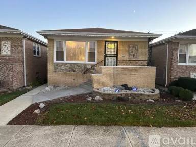 Main picture of 2247 W 79th Pl