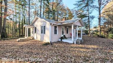 Main picture of 207 Sweetpea Ln