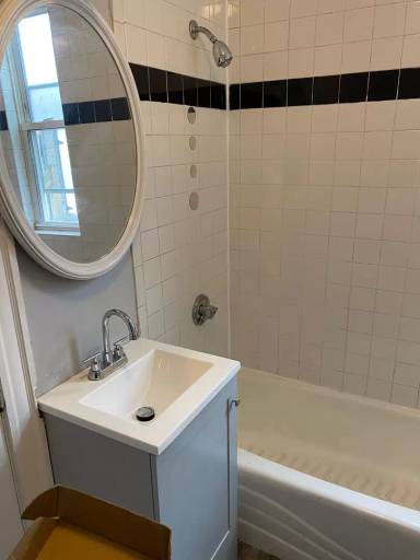Main picture of 322 Gallivan Blvd