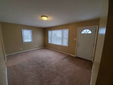 Main picture of 5221 South Union St