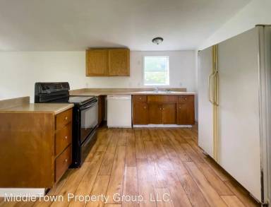Main picture of 107 S West St