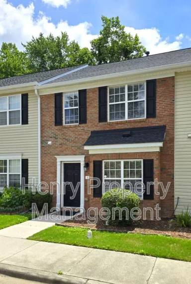 Main picture of 134 Forthview Way