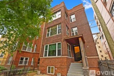 Main picture of 4415 N Rockwell St