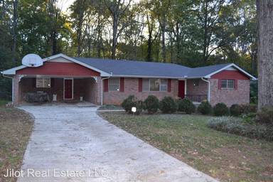 Main picture of 2426 Caladium Dr NE