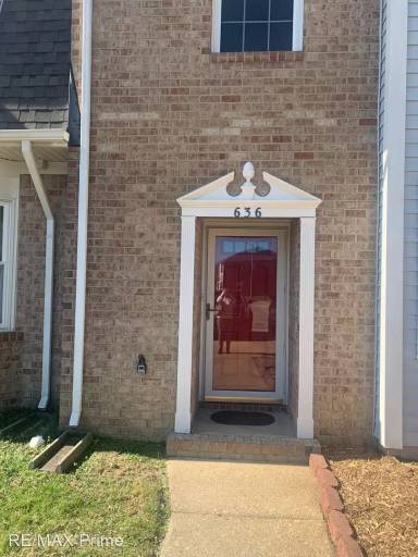 Main picture of 636 Sedgefield Ct