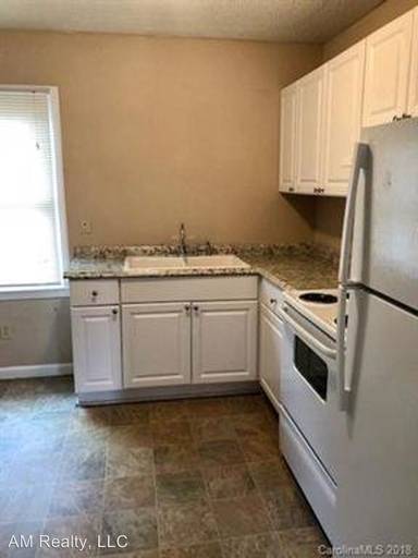 Main picture of 2608 Crescent Ln