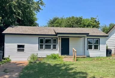 Main picture of 239 SE 48th St