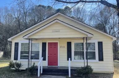 Main picture of 2710 Birchfield Ln