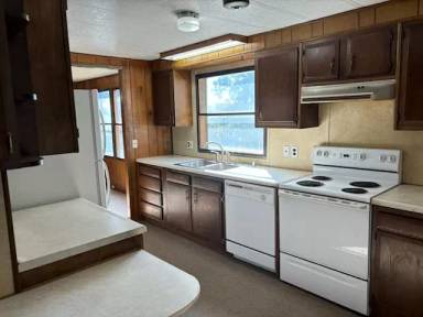 Main picture of Country Meadow Estates