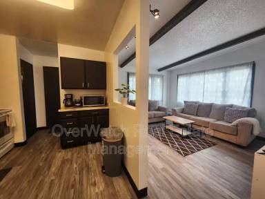 Main picture of 3105 W 33rd Ave