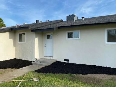 Main picture of 135 W Burlwood Ln