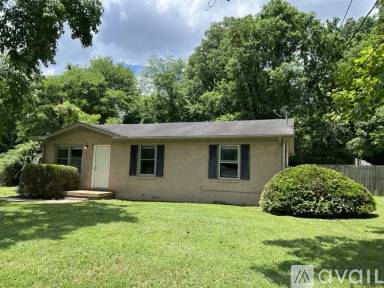 Main picture of 811 Hughes St