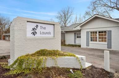 Main picture of 2268 E Main St