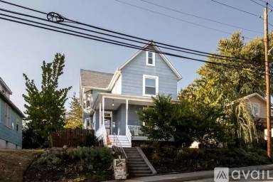 Main picture of 4706 Grindon Ave
