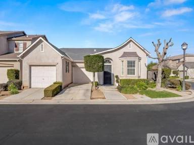 Main picture of 611 W Venice Ln