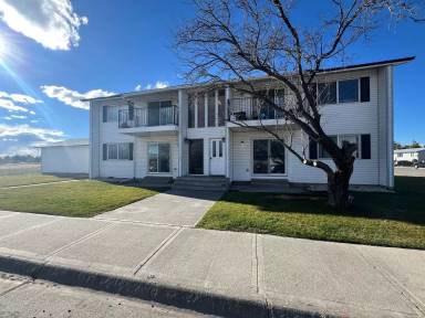 Main picture of 730 Tyra Dr