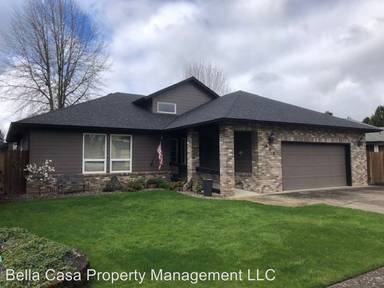 Main picture of 673 SW Sunset Dr