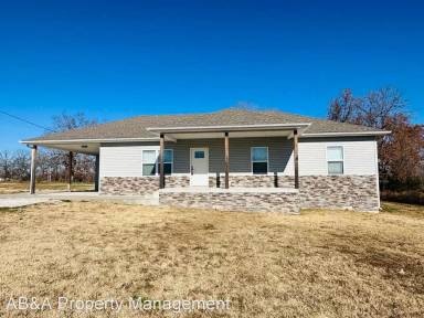 Main picture of 5040 Jessica Ln