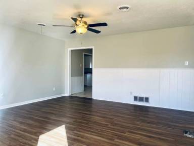 Main picture of 3022 57th St