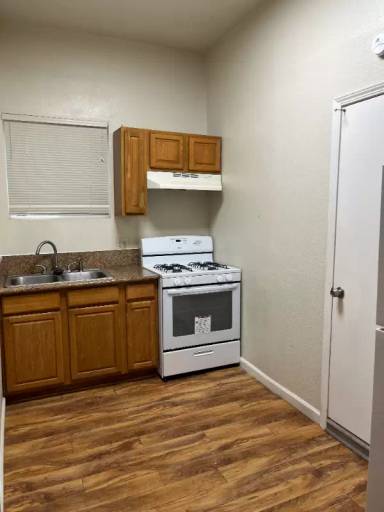 Main picture of 700 Water St