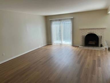 Main picture of 9867 Genesee Ave