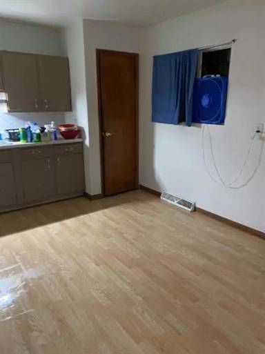 Main picture of 1007 41st Ave