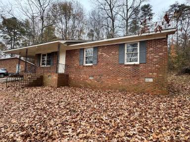 Main picture of 2116 Greenoak Dr