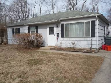 Main picture of 236 Schilling St